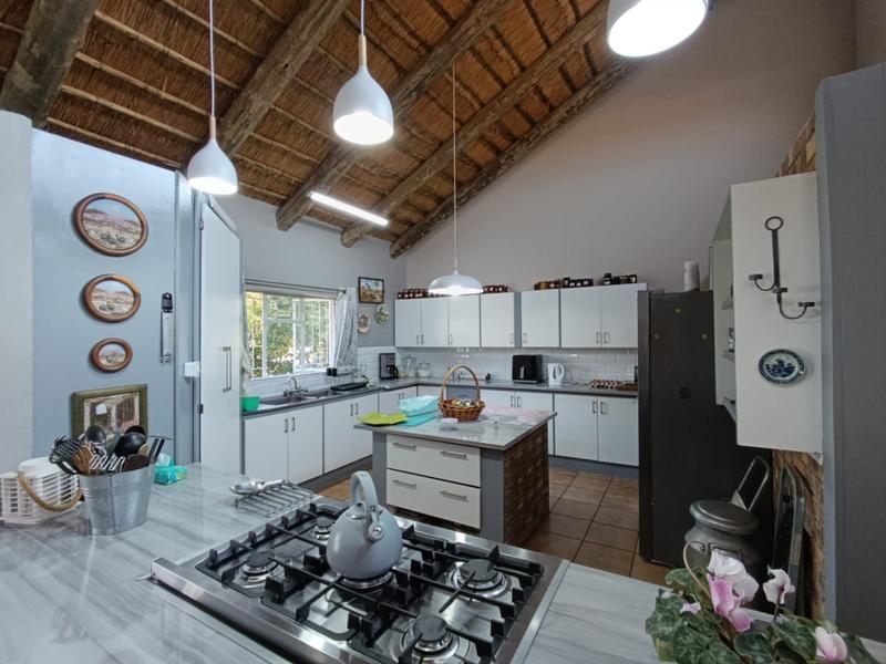 4 Bedroom Property for Sale in Middelburg Eastern Cape